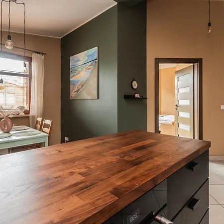 Grand - Neptun Park Sunny 2 Bedrooms شقة غدانسك
