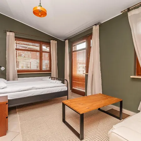 Апартаменты Grand - Neptun Park Sunny 2 Bedrooms Гданьск